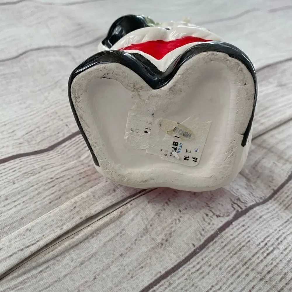 Vintage Santa soap dispenser 6.5”x3”